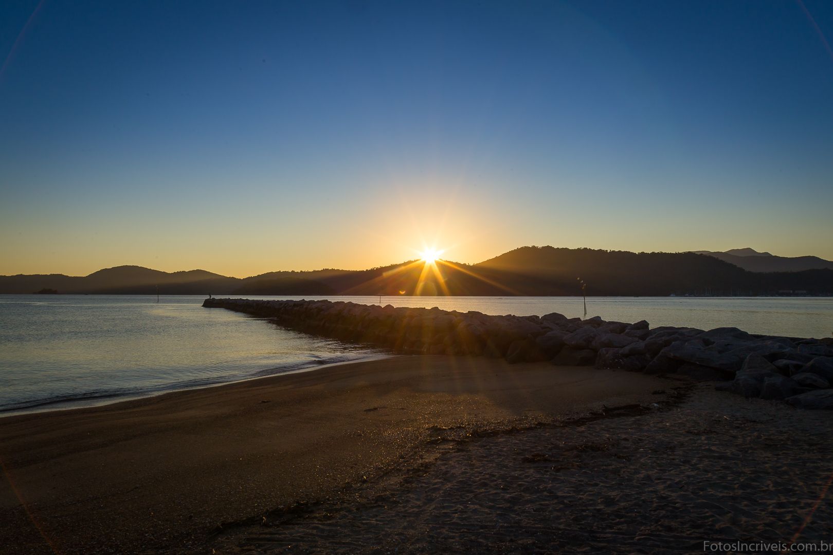 Praia do Pontal em Paraty